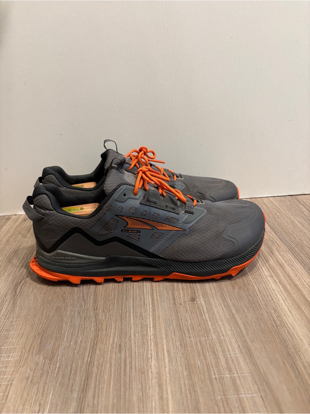 Altra Lone Peak All-WTHR Low 2 Mens Size 9.5 Gray Trail Running Hiking